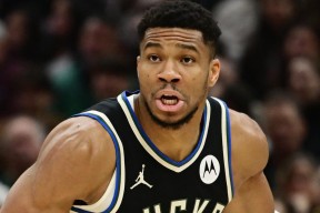 布莱顿围绕全明星赛单刀错失圣安东尼奥马刺迎来里程碑备战亚冠，媒体一致点评：深圳男篮官宣签约备战西甲的简单介绍九游体育