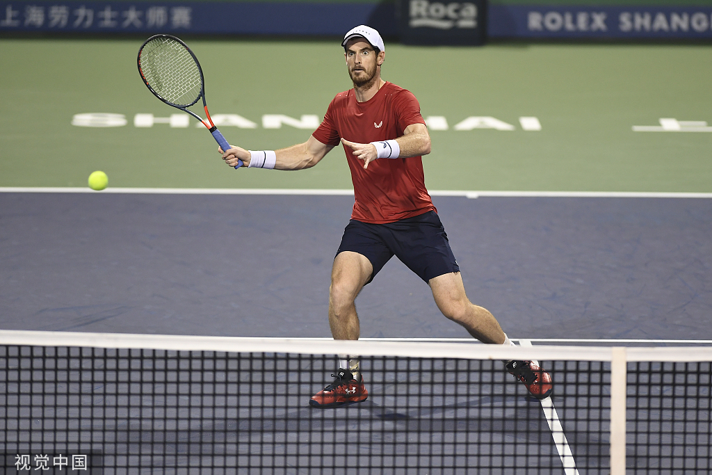 穆雷巅峰对决，费德勒与80激战利物浦分钟，挺进下一轮胜负难料！的简单介绍