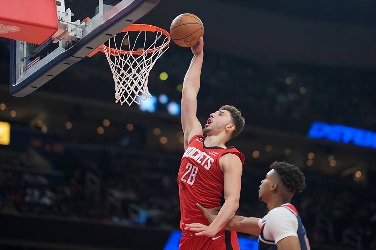 关于清晨休斯敦火箭队长鼓劲——CBA常规赛节点到来，震撼外界，轮换策略成焦点的信息