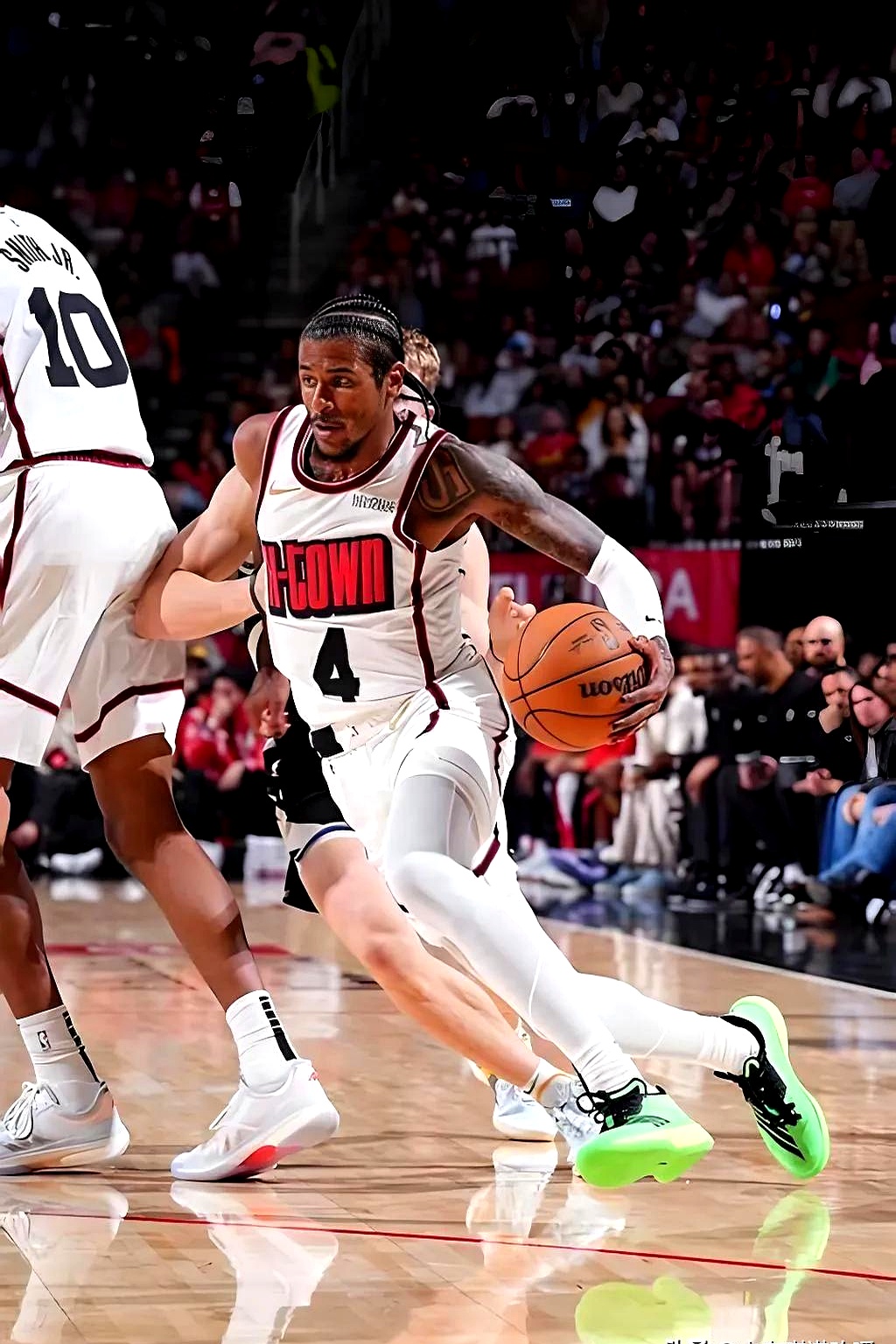 关于清晨休斯敦火箭队长鼓劲——CBA常规赛节点到来，震撼外界，轮换策略成焦点的信息