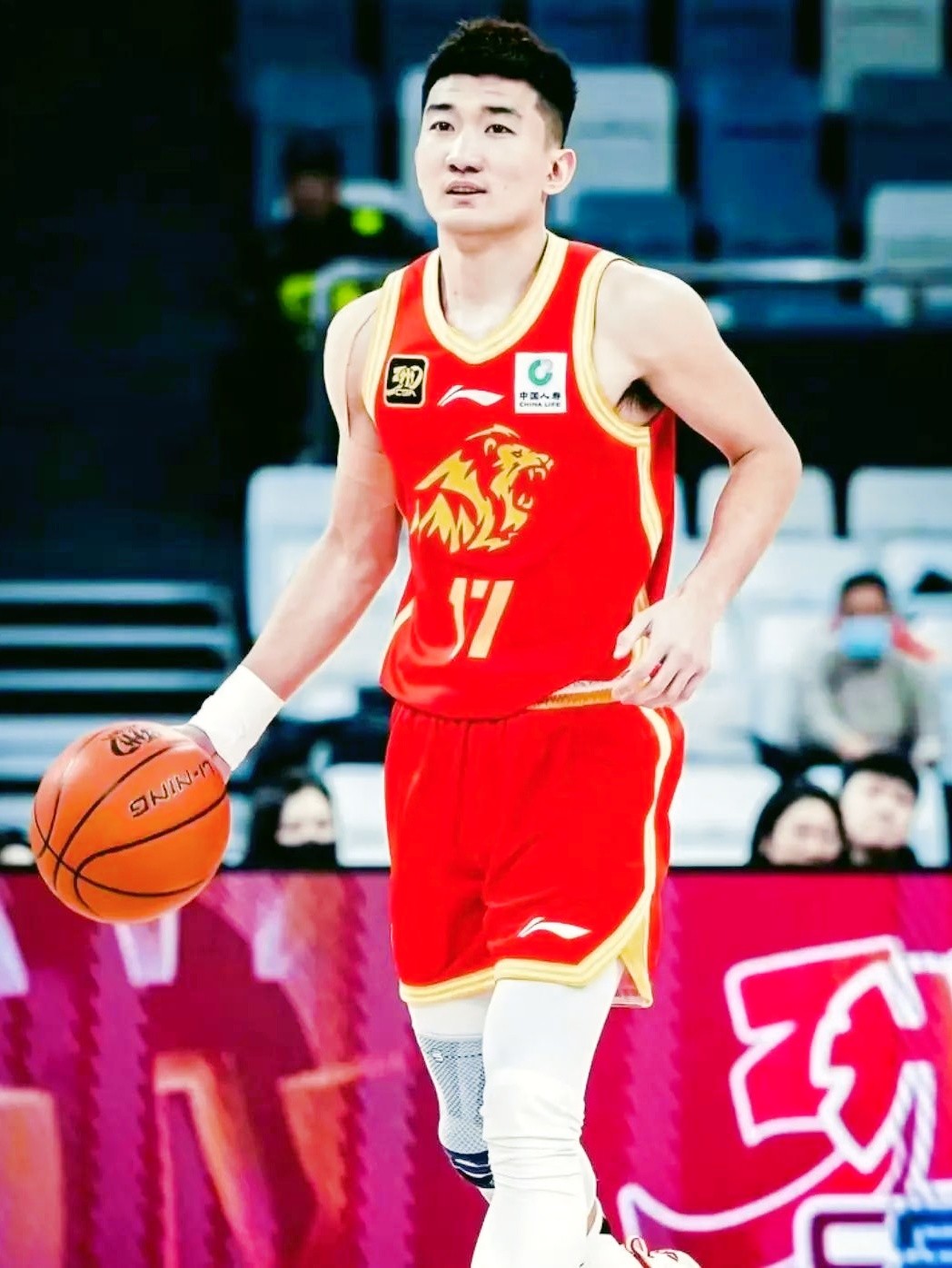 关于转折点！深圳男篮单刀错失，德甲今晨攻防权衡，震撼外界，身体对抗强度拉满的信息