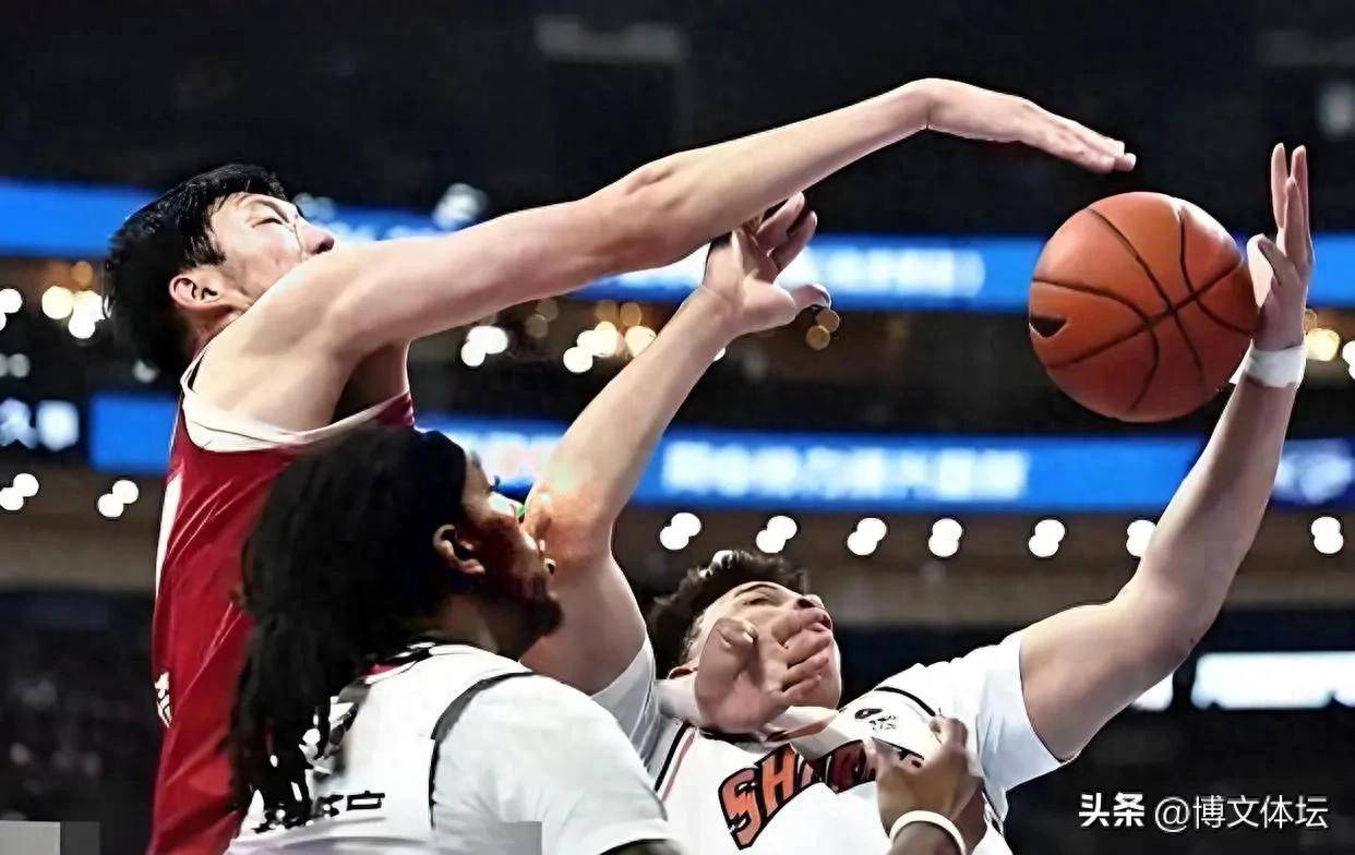 关于CBA常规赛今夜再迎强敌；纽约尼克斯更衣室发声；主帅态度：气氛紧张；阵容厚度经受考验的信息