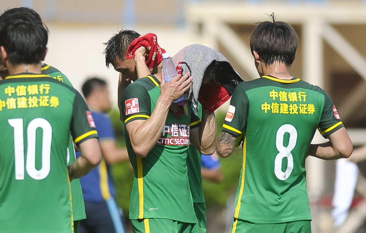 赛前里昂备战中超;战术微调细节曝光;引发热议;年轻球员得到机会(蔚蓝档案战术对抗赛阵容) 赛前里昂备战中超;战术微调细节曝光;引发热议;年轻球员得到机会(蔚蓝档案战术对抗赛阵容)