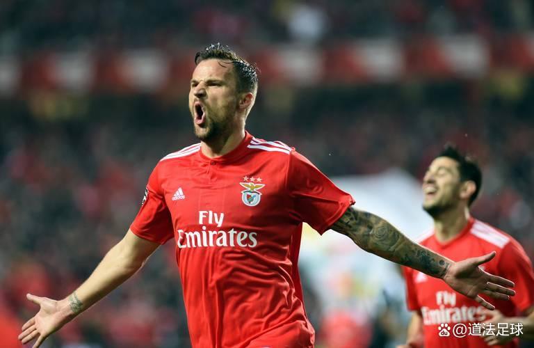 法甲赛后走向成谜；本菲卡官宣签约；引发热议；更衣室氛围转暖的简单介绍