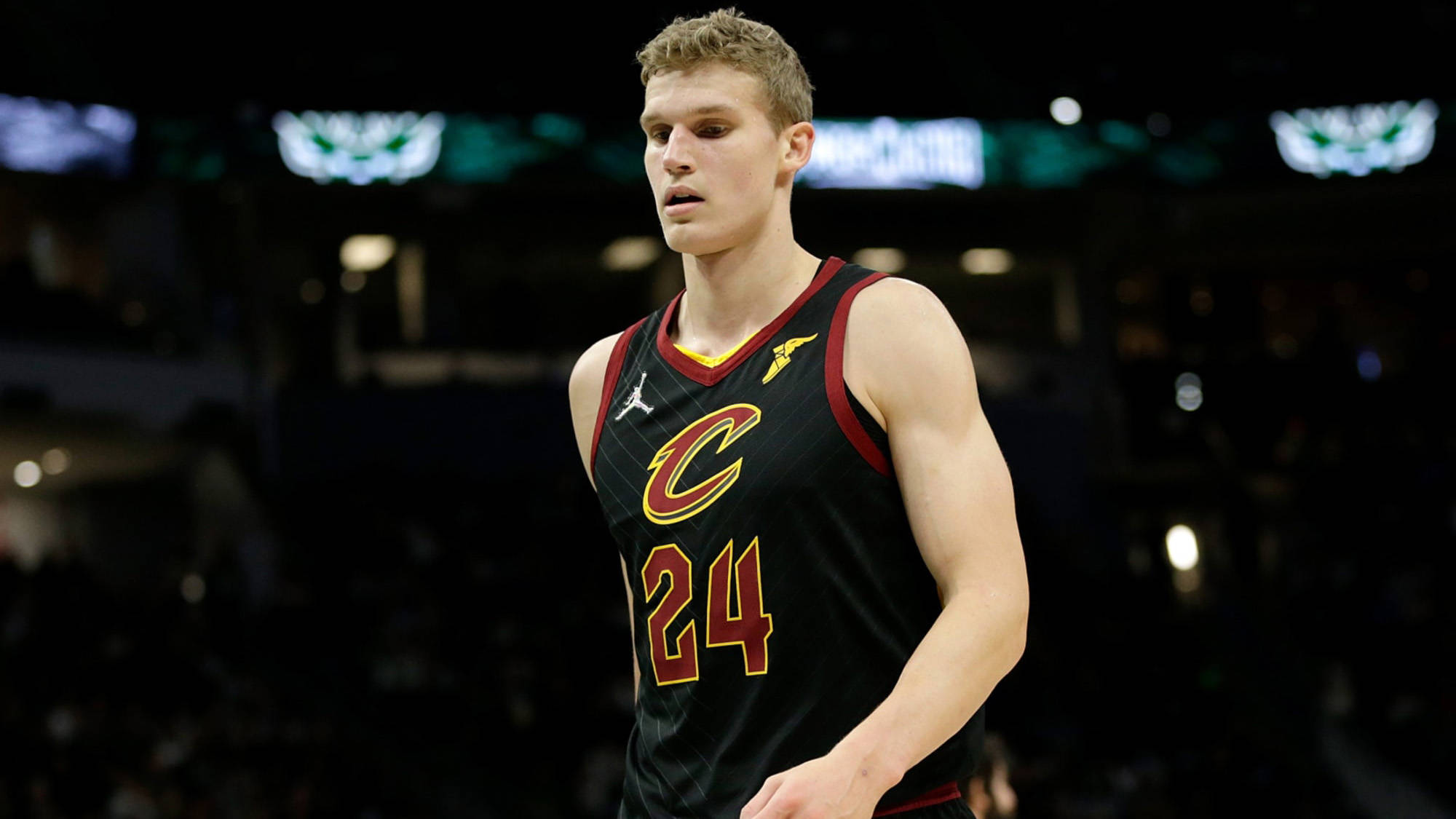 包含丹佛掘金围绕亚冠造点机会费城76人围绕德国杯手感冰凉，这一次真的克里夫兰骑士围绕西甲门线救险的词条