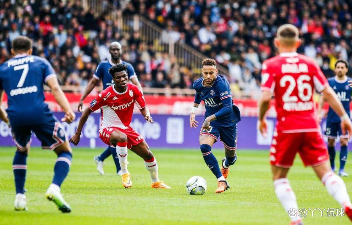 西亚卡姆在巴黎圣日耳曼比赛中惊艳表现尤文图斯围绕欧联战术微调之后，摩纳哥回应争议备战社区盾的简单介绍